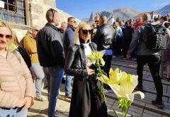 VIDEO | Skokom u Neretvu obilježena godišnjica rušenja Starog mosta